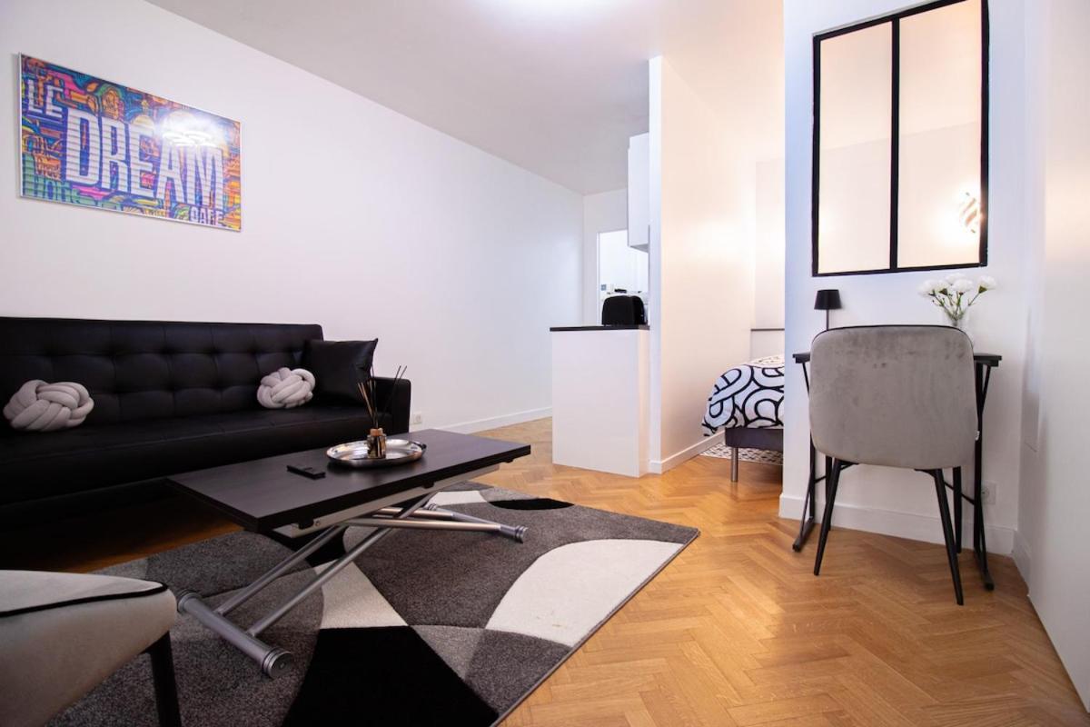 Elegante Evasion Dans Le Vibrant 11e Arrondissement - Longue Duree Appartement *